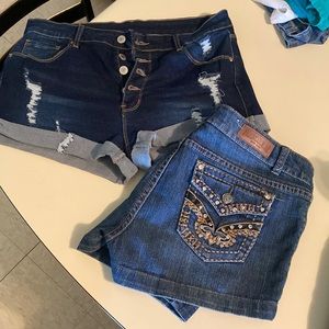 NWOT Shorts bundle size 13 (stretchy) free culture jean short too small no flaws